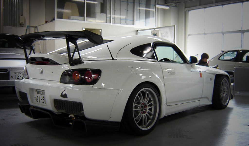 S00 Spoon 1024x600 Wallpaper Teahub Io