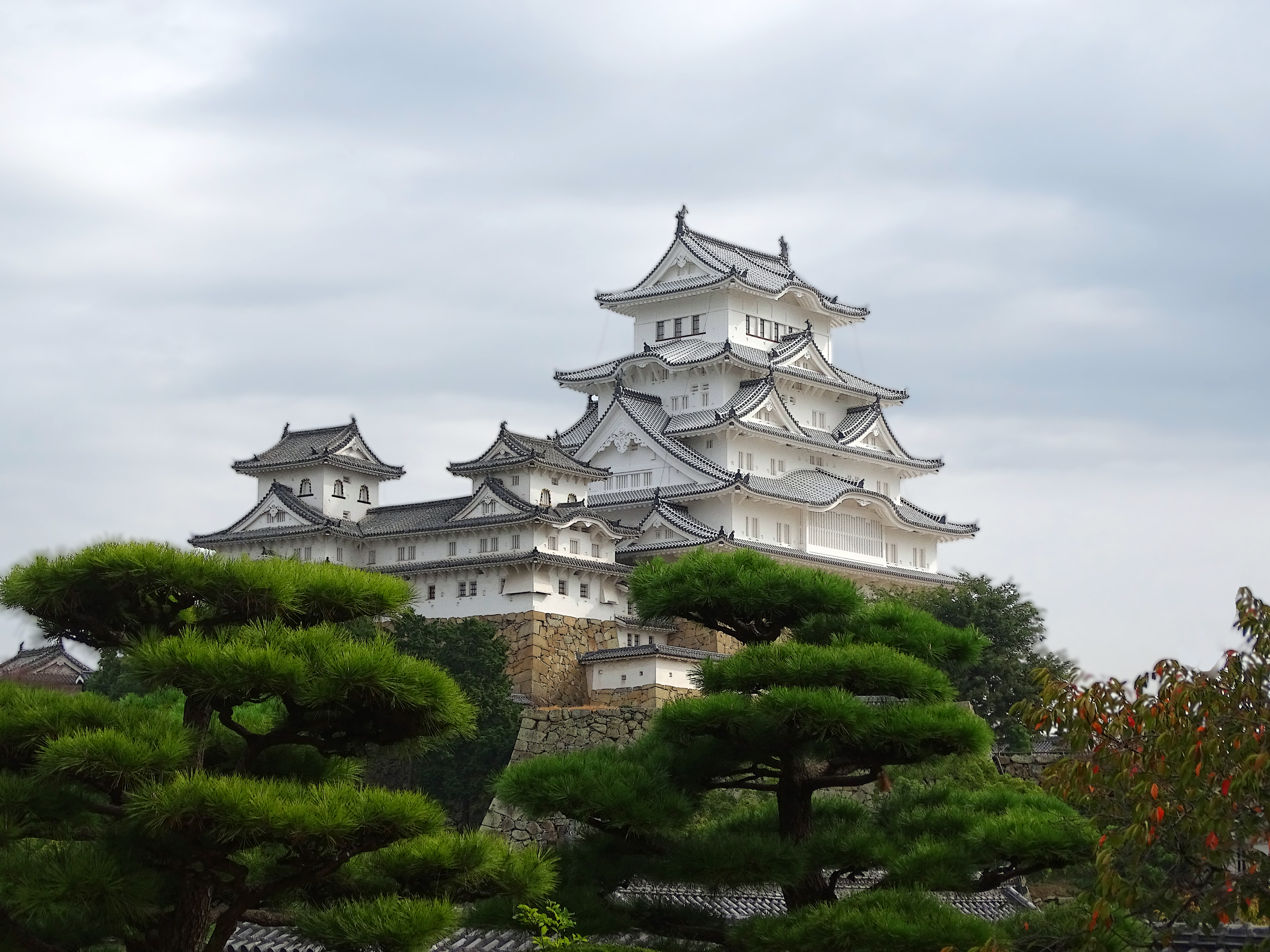 Himeji Castle - HD Wallpaper 