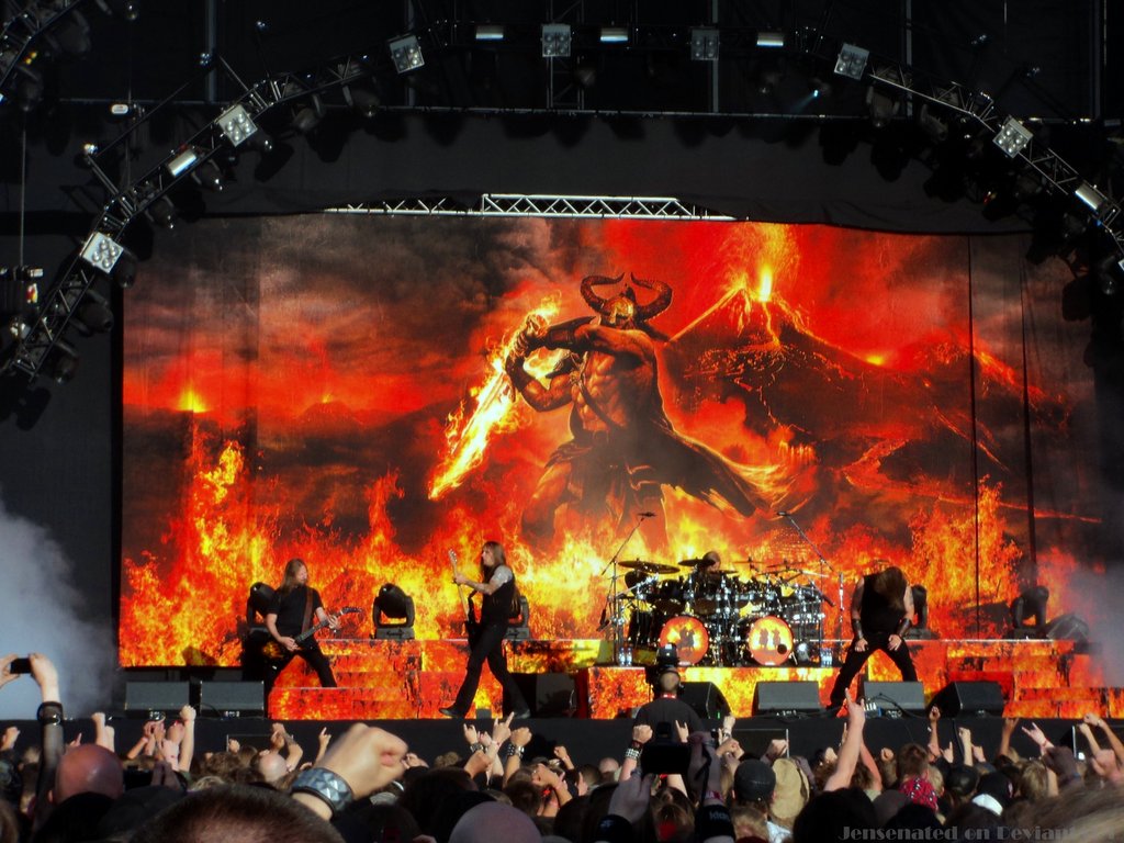 Death Metal, Metal, And Show Image - Amon Amarth Wallpaper Live - HD Wallpaper 