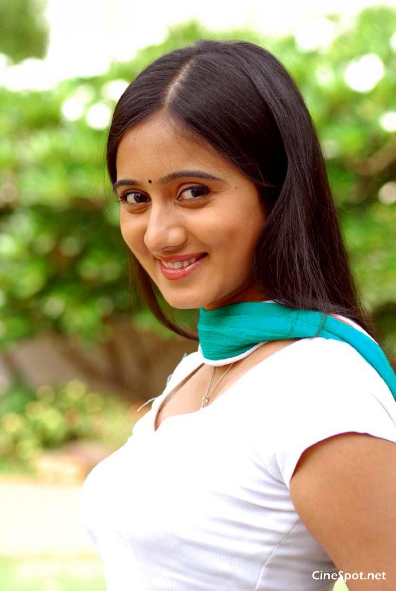 Hot Tamil Actress Cinespot - HD Wallpaper 