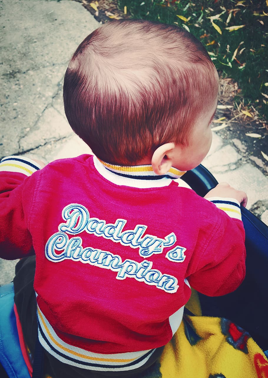 A Boy Wearing A Sweatshirt That Says Daddy S Champion, - Toddler - HD Wallpaper 