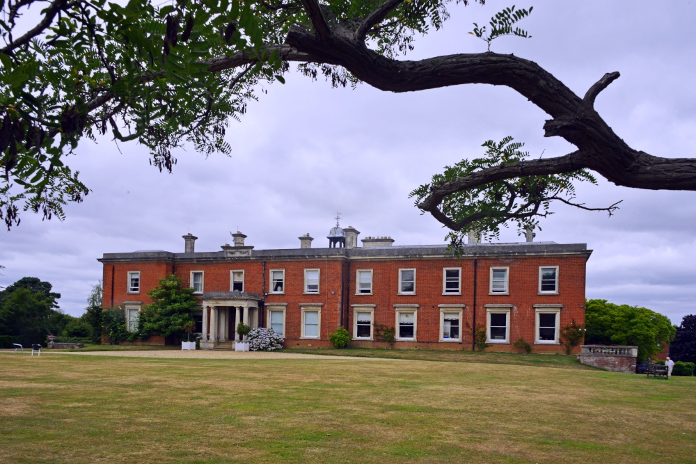 Mount Ephraim House, Hernhill, Kent - Estate - HD Wallpaper 