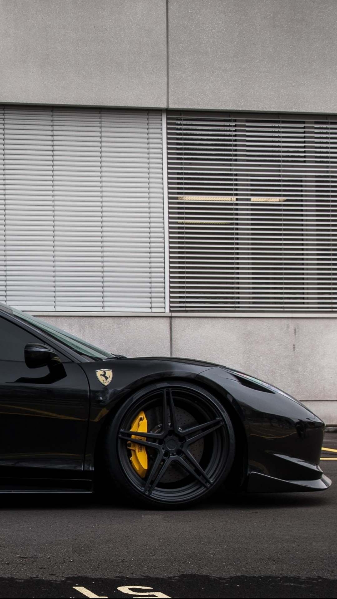 Black Ferrari Wallpaper For Iphone - HD Wallpaper 