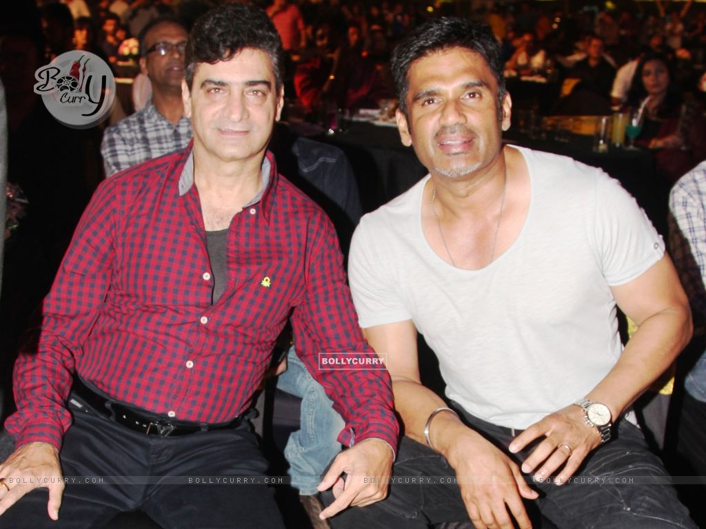 Indra Kumar And Suniel Shetty At The Satya 2 Theme - Indra Kumar - HD Wallpaper 