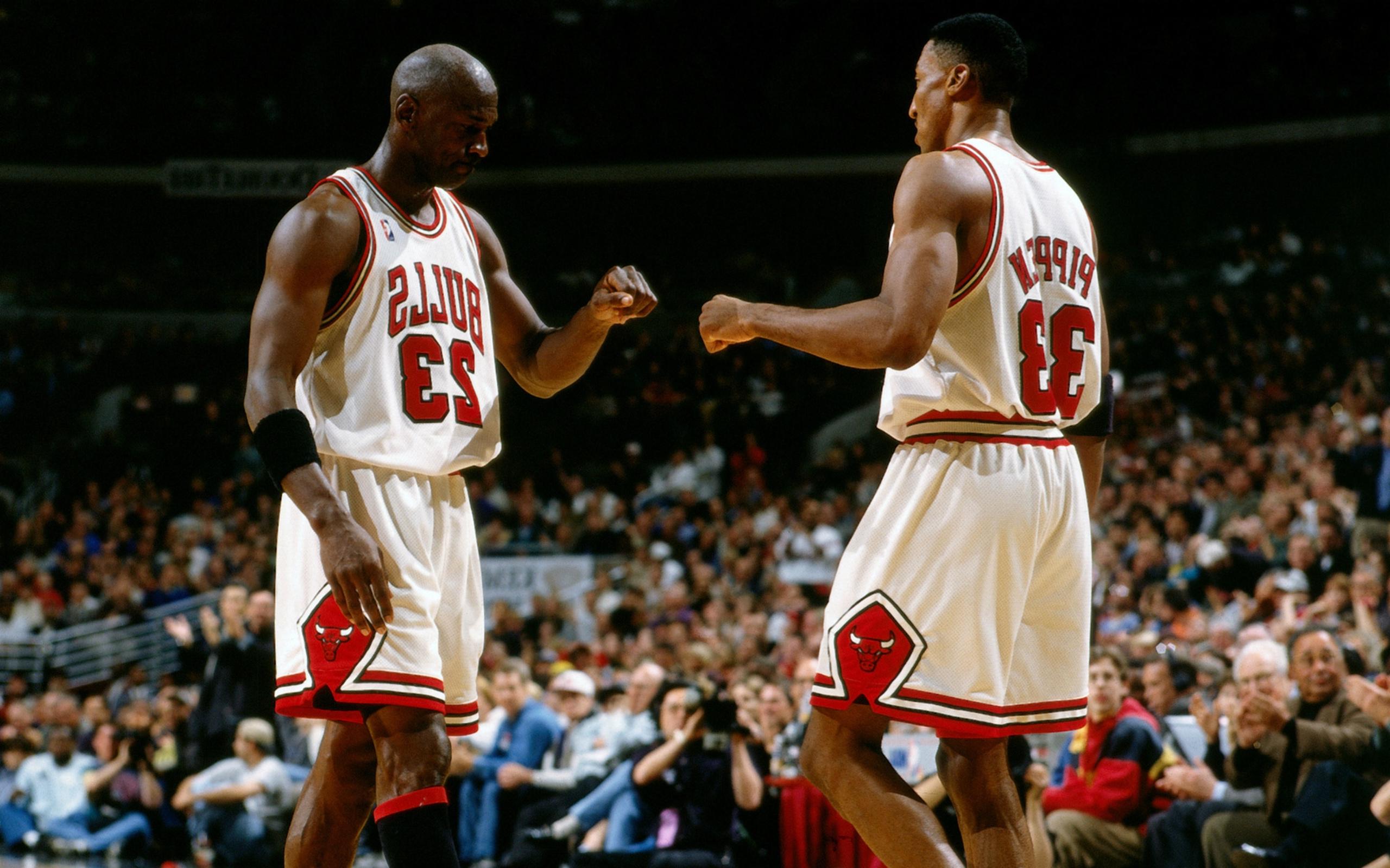 Michael Jordan And Scottie Pippen - HD Wallpaper 
