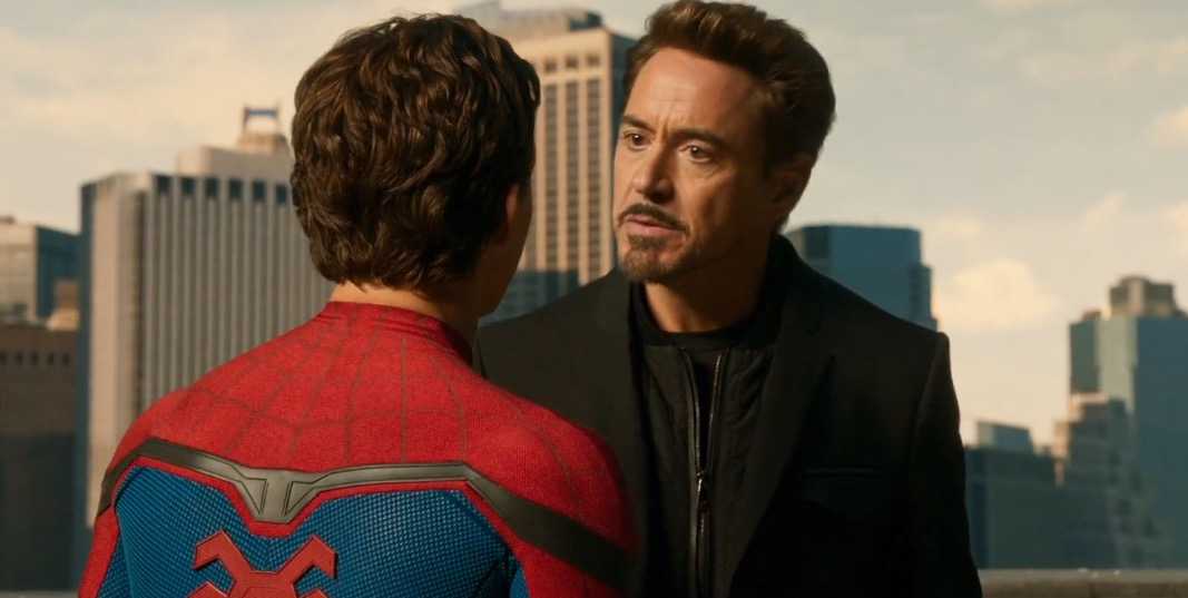 Tony Stark Iron Man Spiderman - HD Wallpaper 