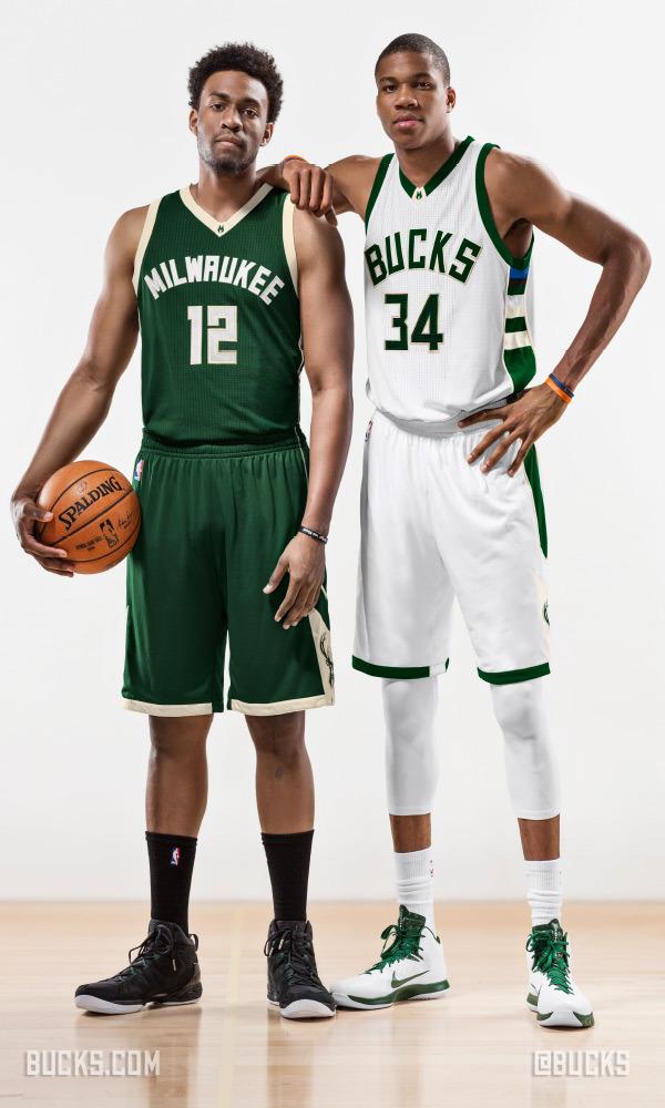 bucks home uniform