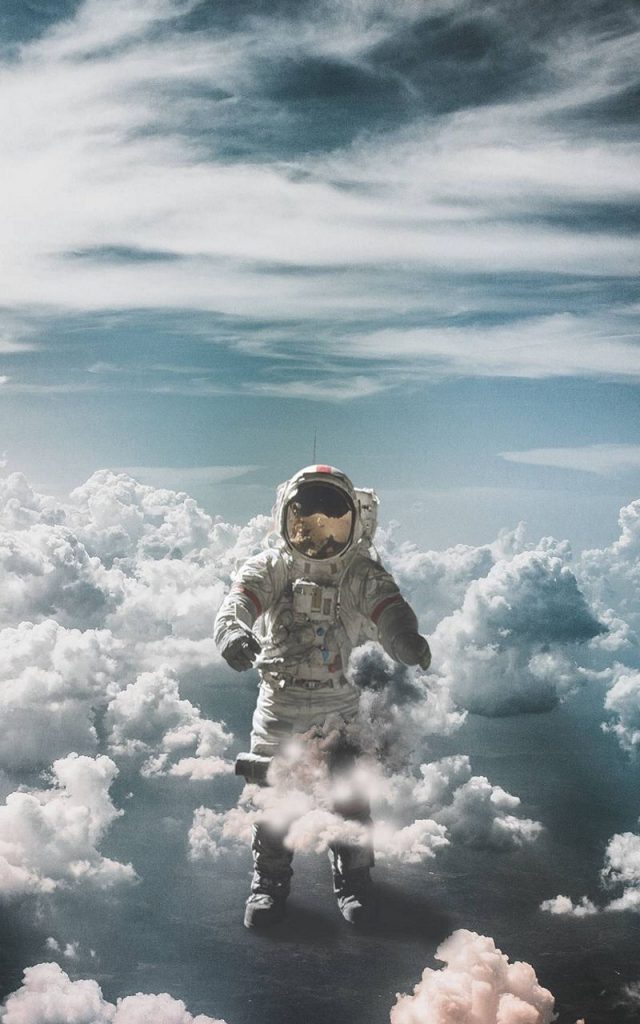 Astronaut Suit Space Clouds - Astronaut In The Clouds - HD Wallpaper 