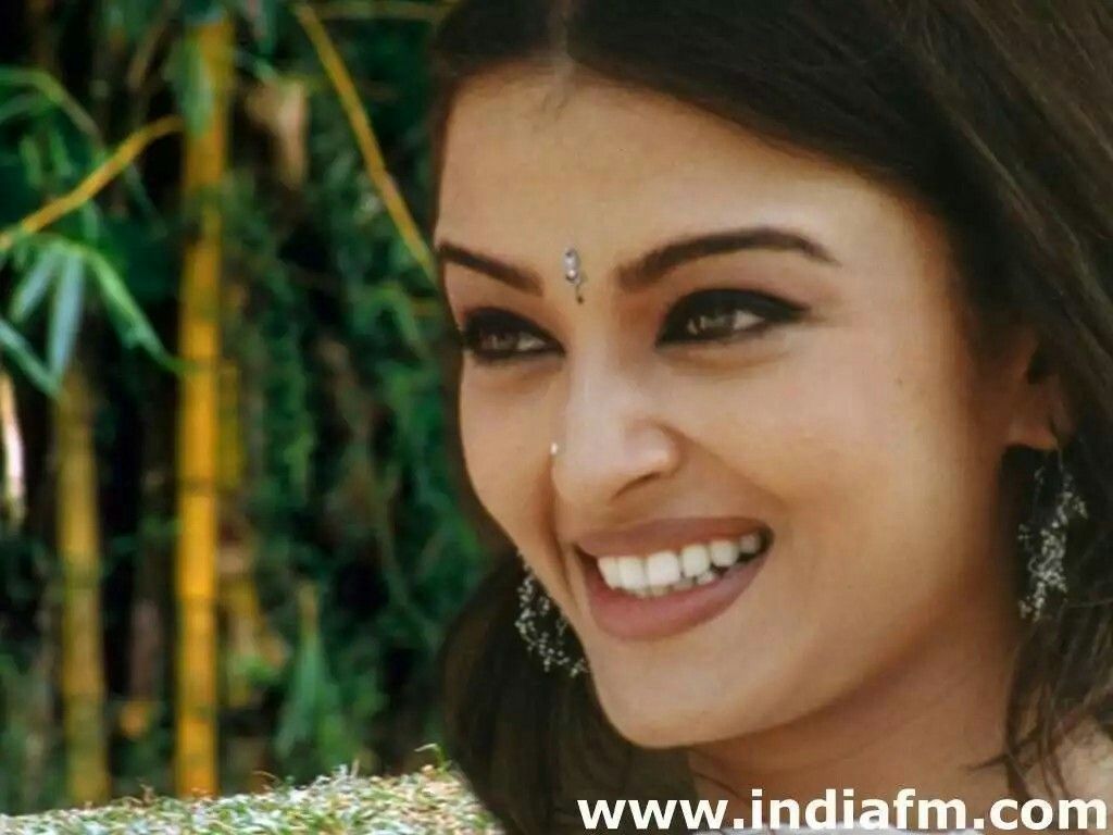 Aishwarya Rai In Mela Movie - HD Wallpaper 