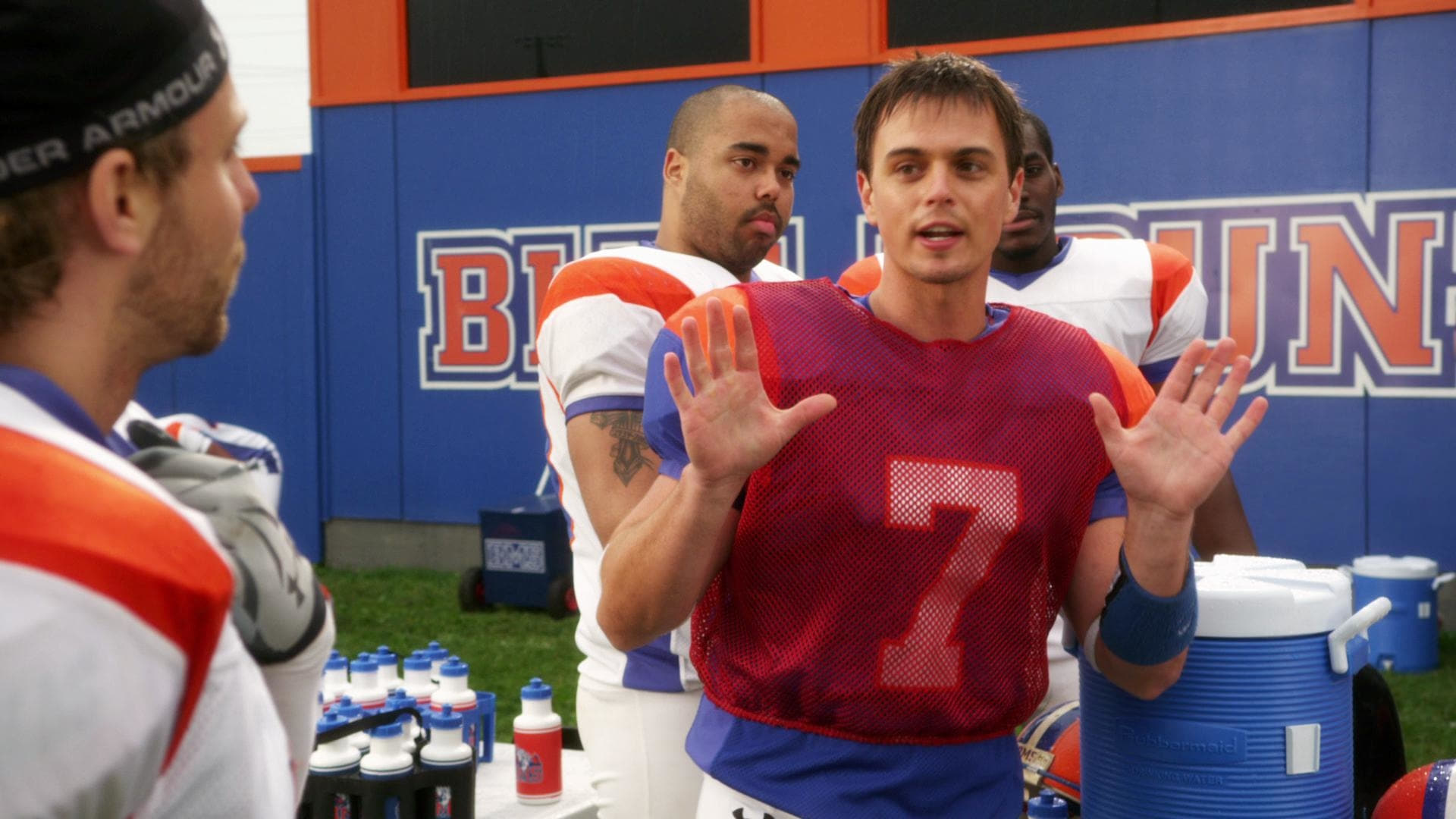 Blue Mountain State - Blue Mountain State The Captain - HD Wallpaper 