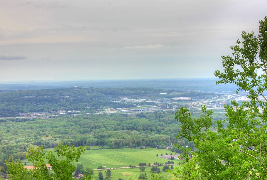 Mountain View 1 At Rib Mountain State Park, Wisconsin, - Tree - HD Wallpaper 