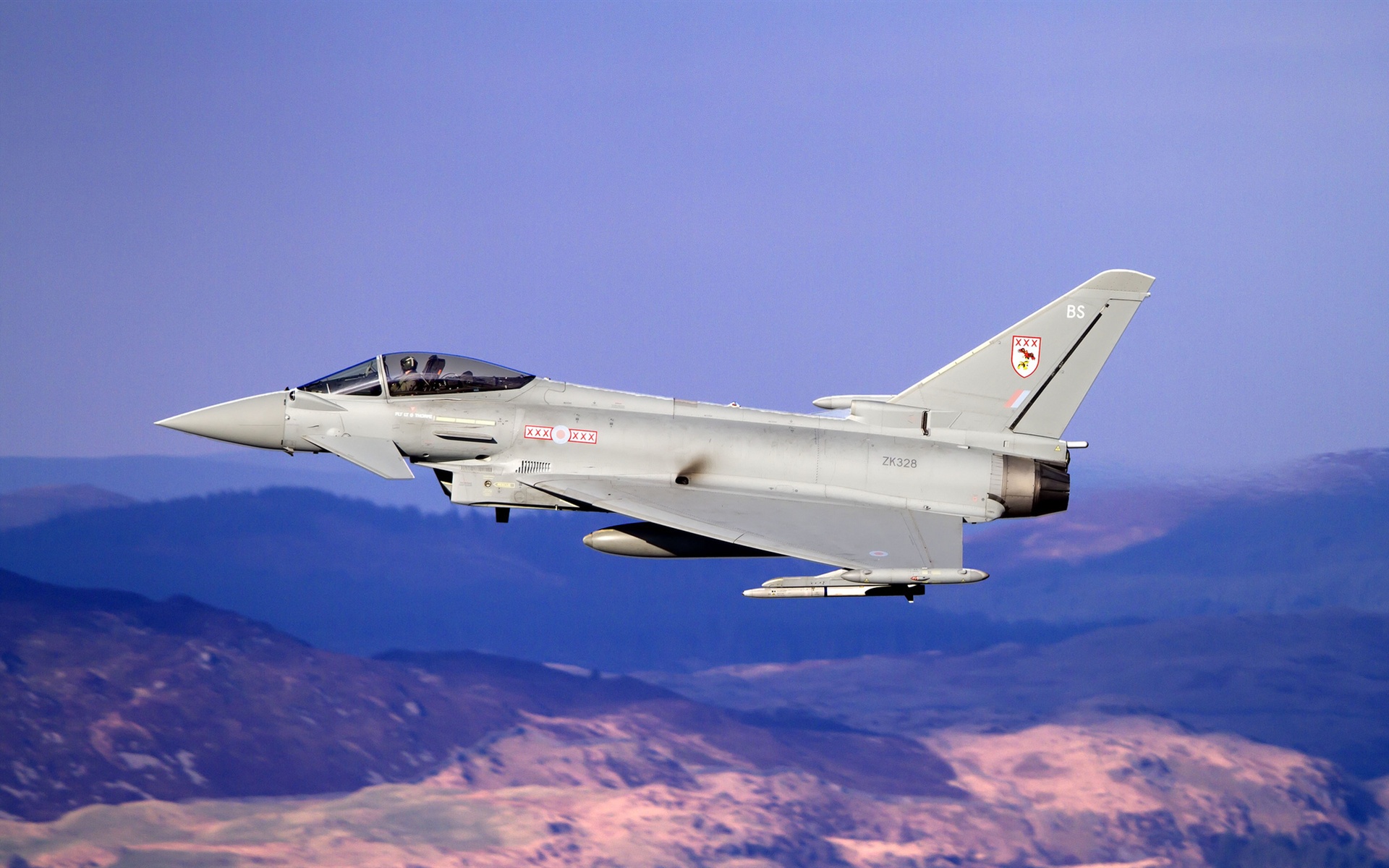 Wallpaper Eurofighter Typhoon Multipurpose Fighter - Eurofighter Typhoon 1680 X 1050 - HD Wallpaper 