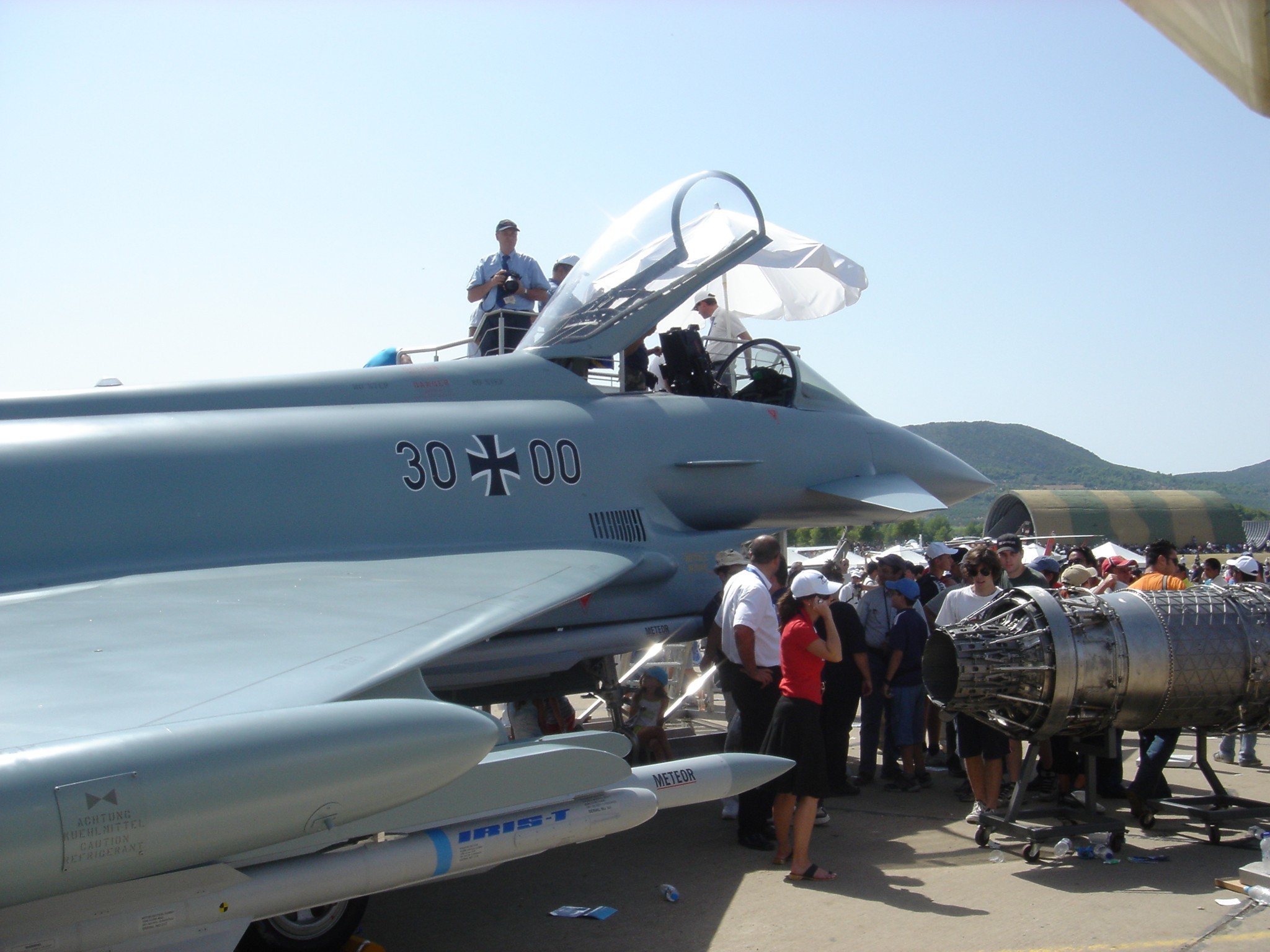 Luftwaffe Eurofighter Typhoon 
 Data Src Luftwaffe - Eurofighter Typhoon Luftwaffe Meteor - HD Wallpaper 