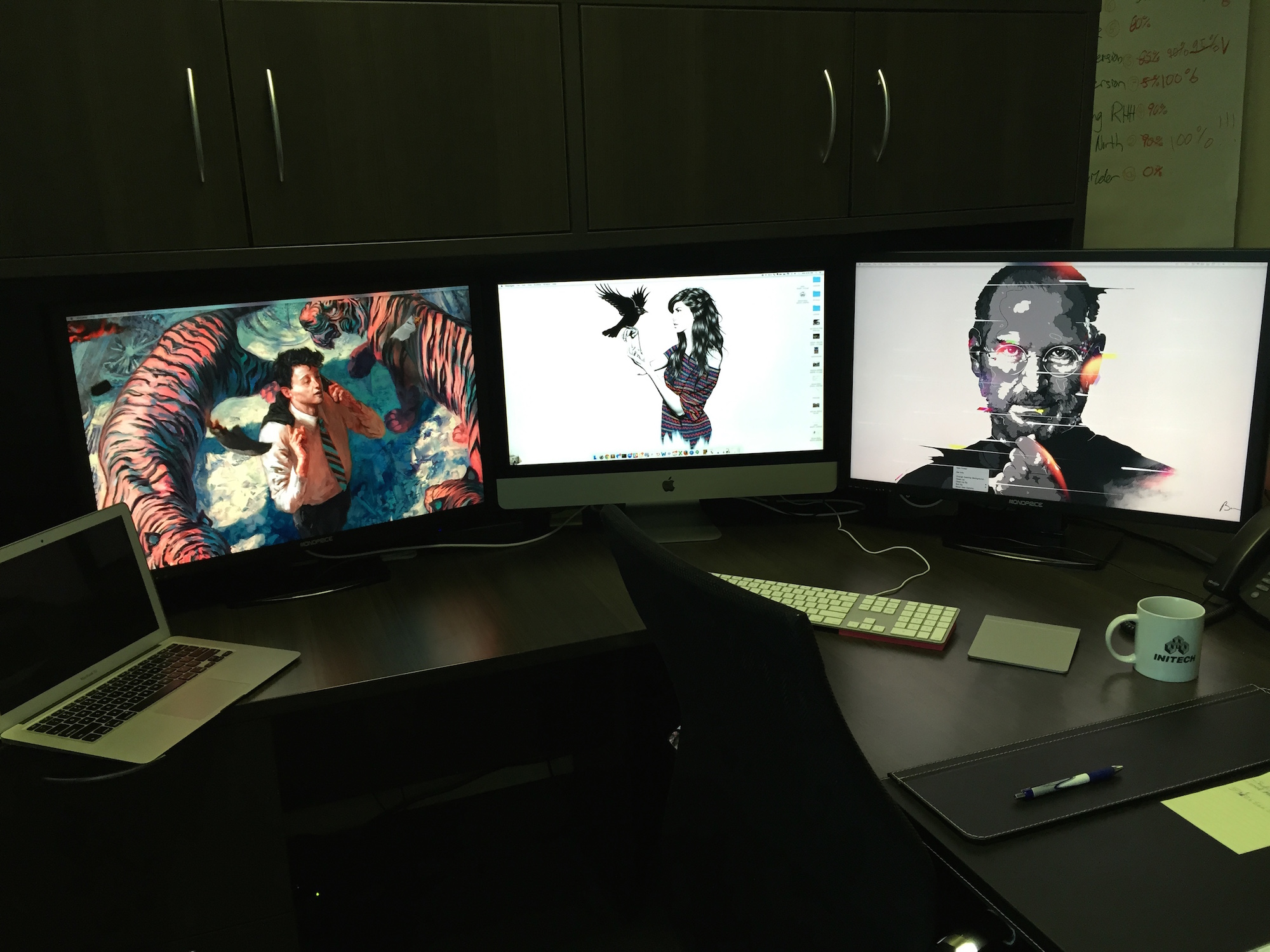 Triple Display Workstation Of Software Development - Mac 3 Screen Setup - HD Wallpaper 