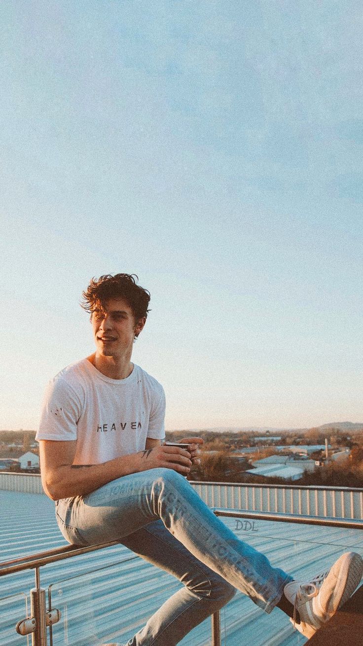 Shawn Mendes Photoshoot 2019 - HD Wallpaper 