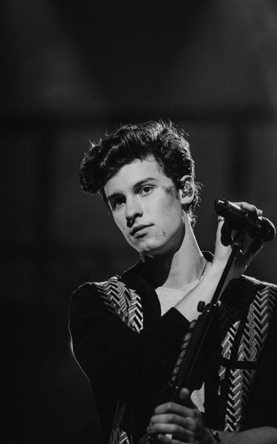 Shawn Mendes, Shawn, And Mendes Image - Shawn Mendes Fall Of A Scooter - HD Wallpaper 