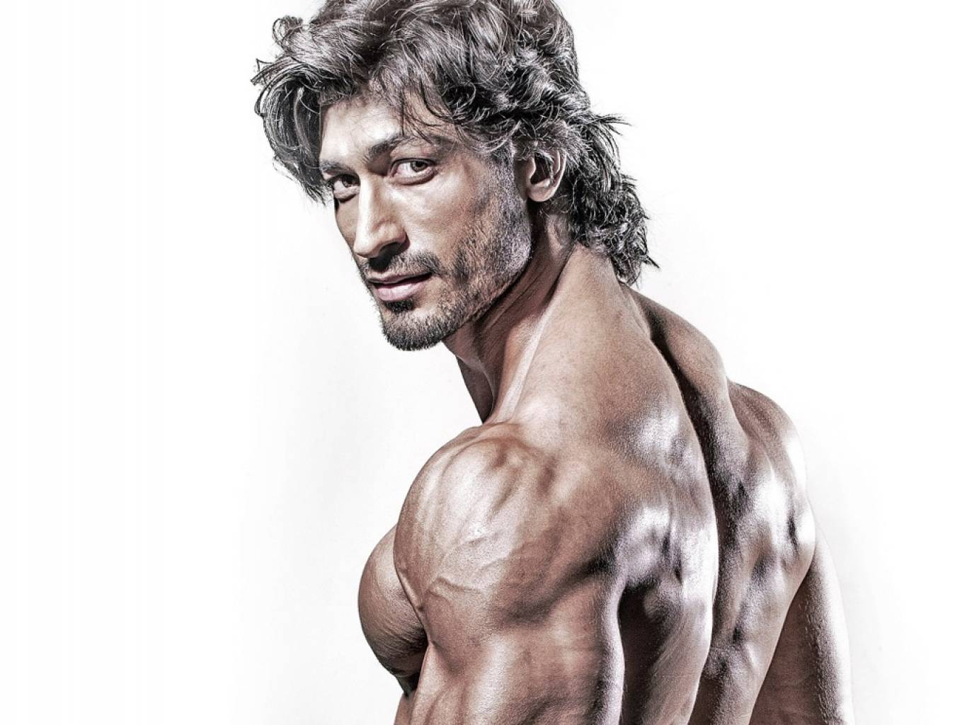 Vidyut Jamwal Wallpapers - Vidyut Jamwal Wallpaper Hd - HD Wallpaper 