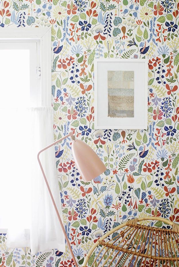 Scandinavian Wallpaper Designs Floral - HD Wallpaper 