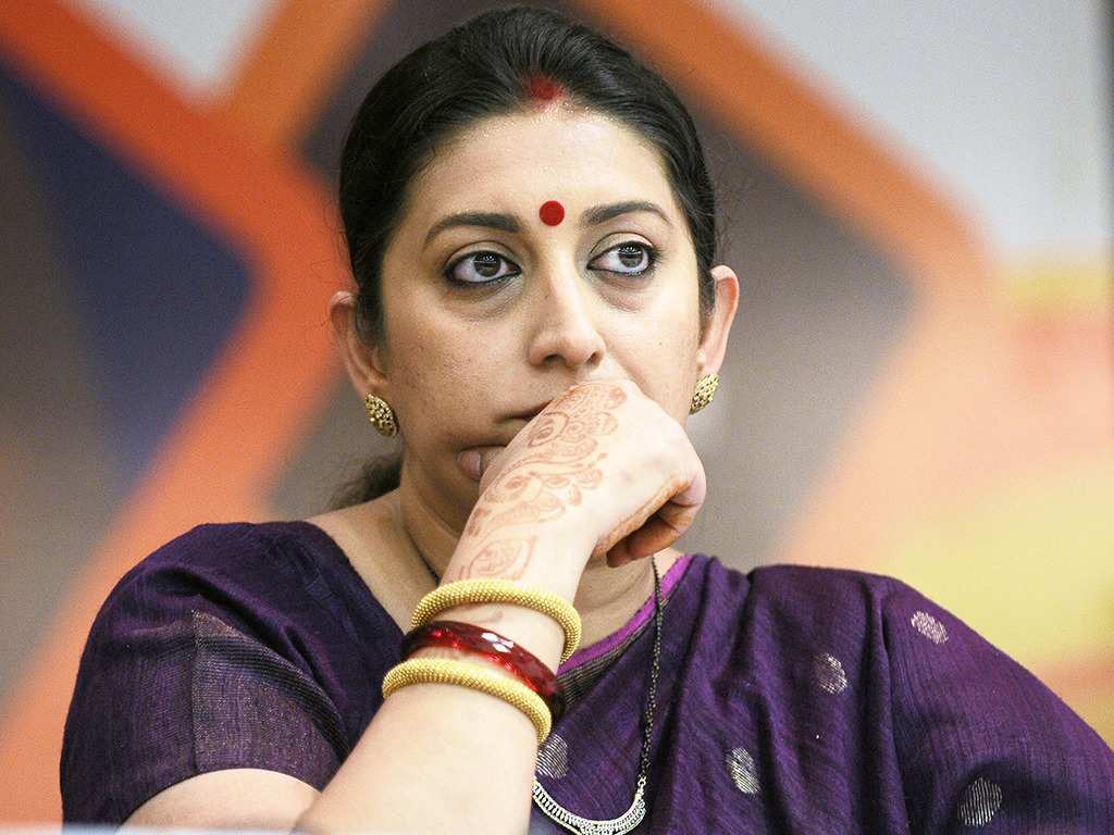 Storm Warning - Piyush Goyal Smriti Irani - HD Wallpaper 