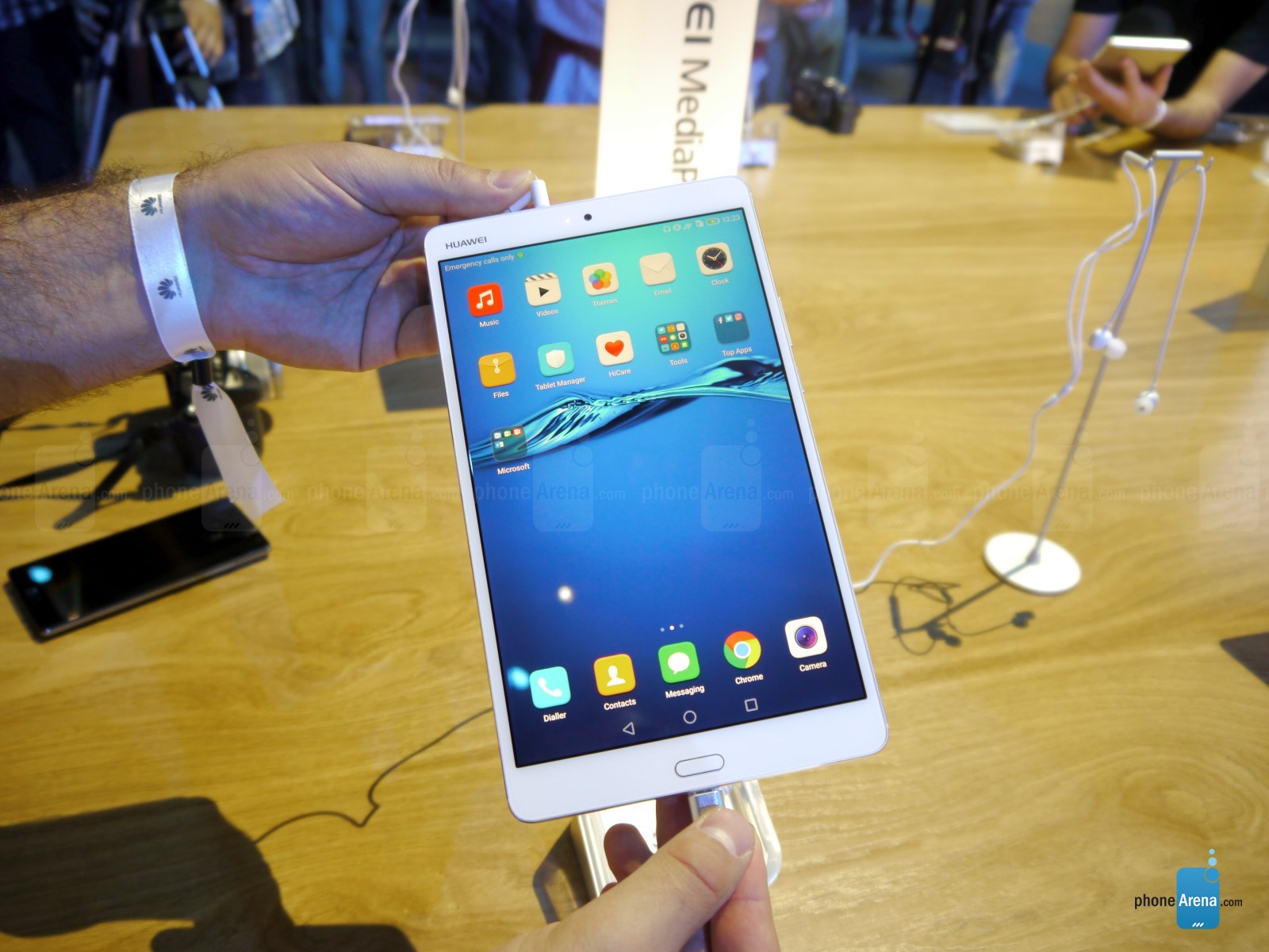 Huawei Mediapad M3 Hands-on - Huawei M3 8 Lte - HD Wallpaper 