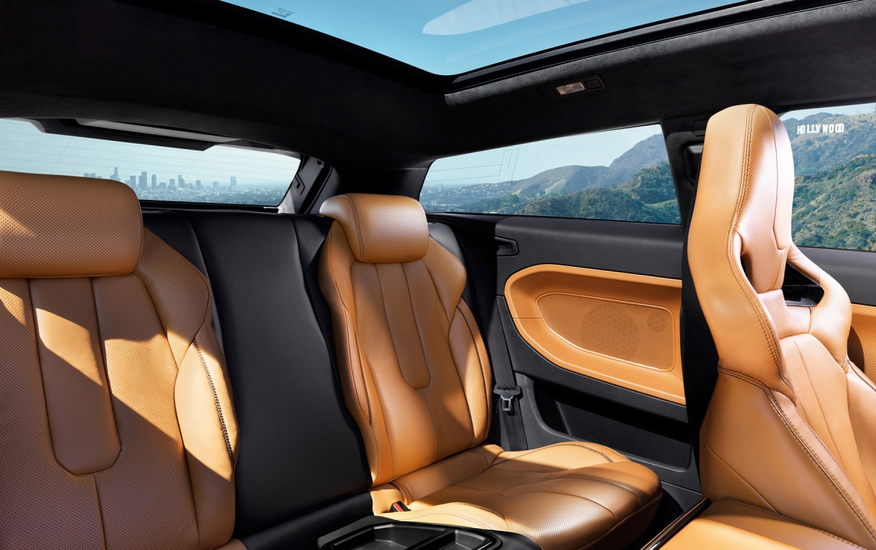 2012 Range Rover Evoque Special Edition With Victoria - Brown Interior Range Rover Evoque - HD Wallpaper 