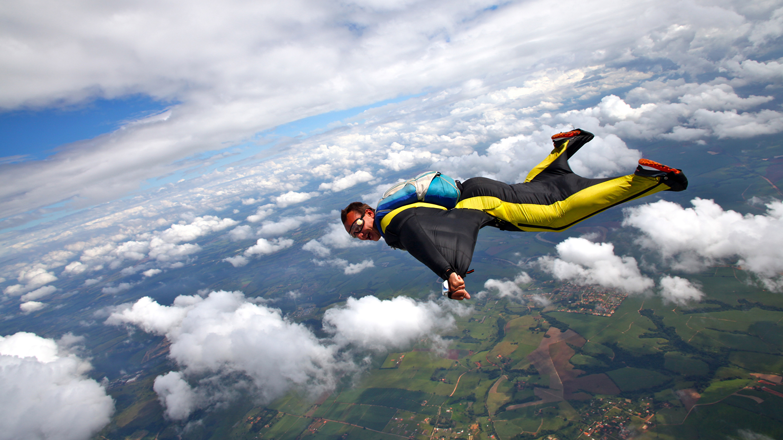 Men Sky Diving - HD Wallpaper 