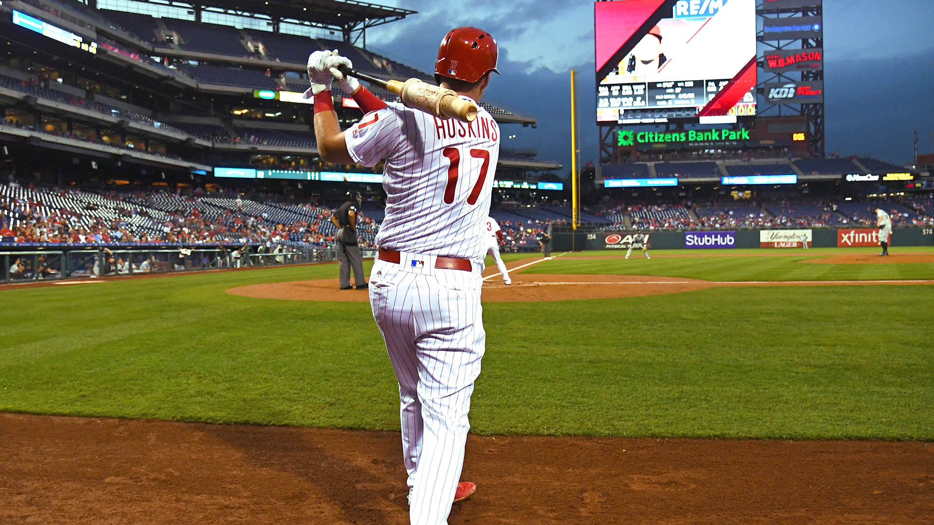 Phillies Rhys Hoskins Background - HD Wallpaper 