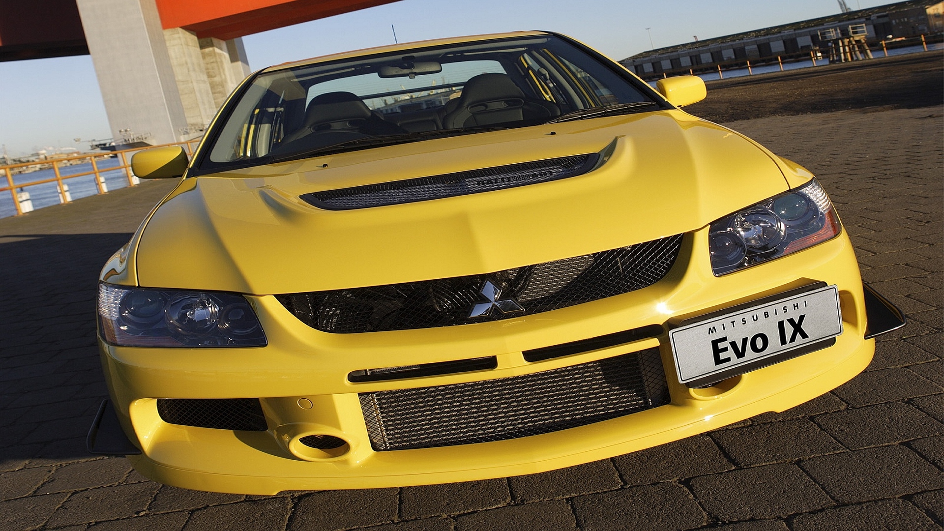 Race Car Mitsubishi Evo P 1107265 Wallpaper Wallpaper - Спортивный Желтый Mitsubishi - HD Wallpaper 