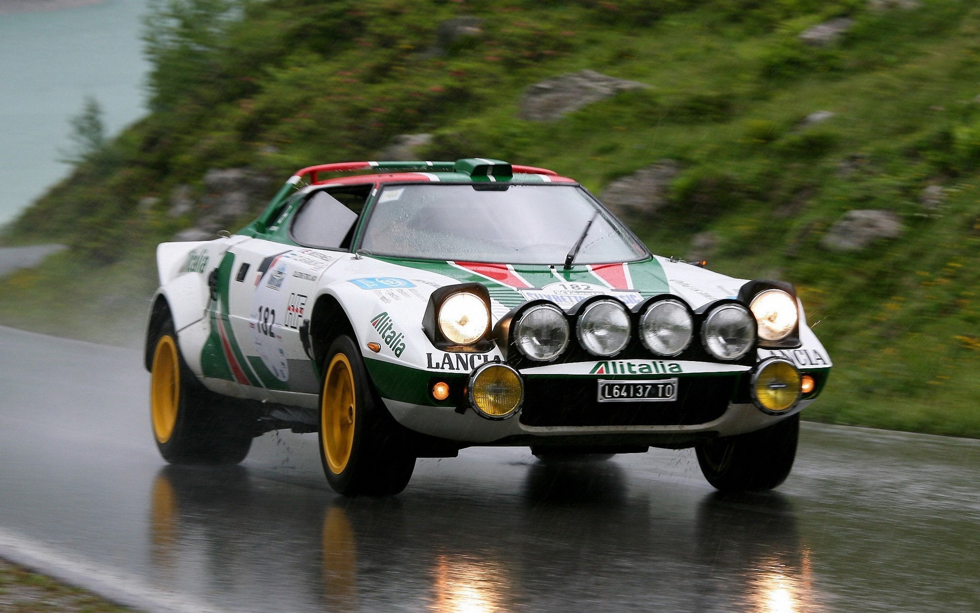 Lancia Stratos Rally - HD Wallpaper 