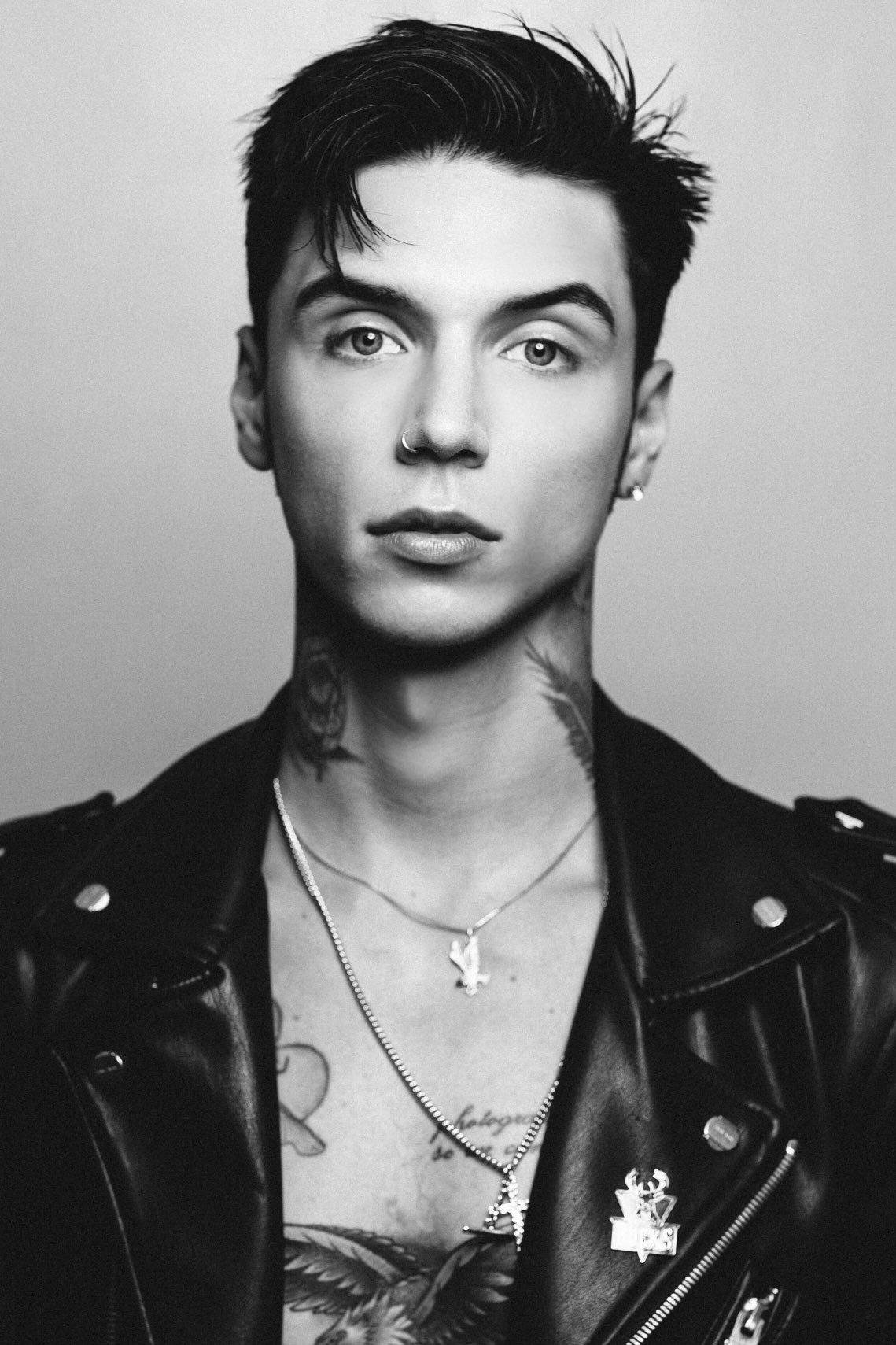 Andy Biersack - HD Wallpaper 