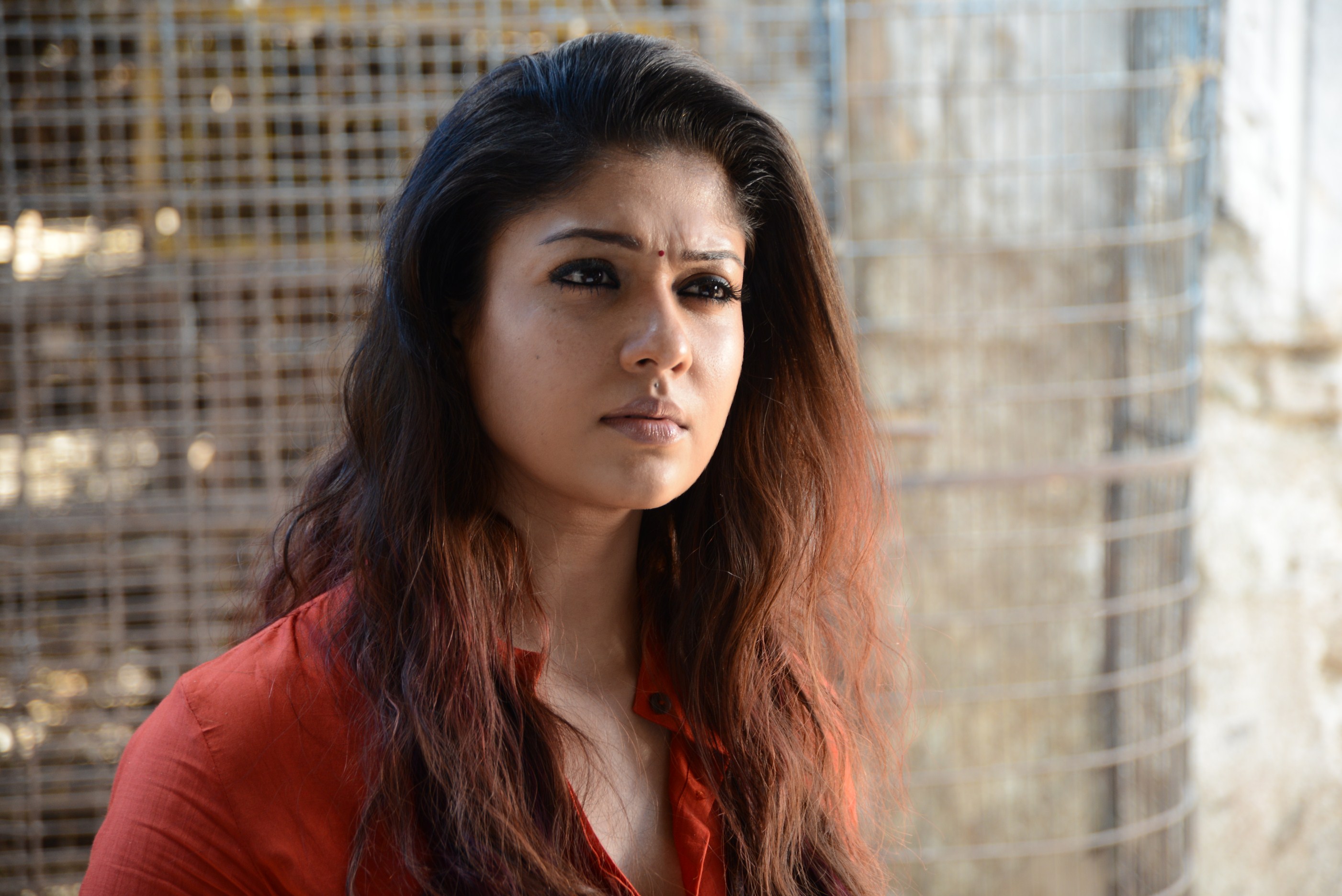 Nayanathara In Anjali Cbi - HD Wallpaper 