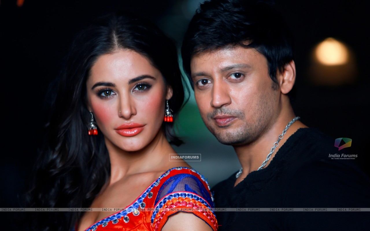 Desi Girl Song Tamil - HD Wallpaper 