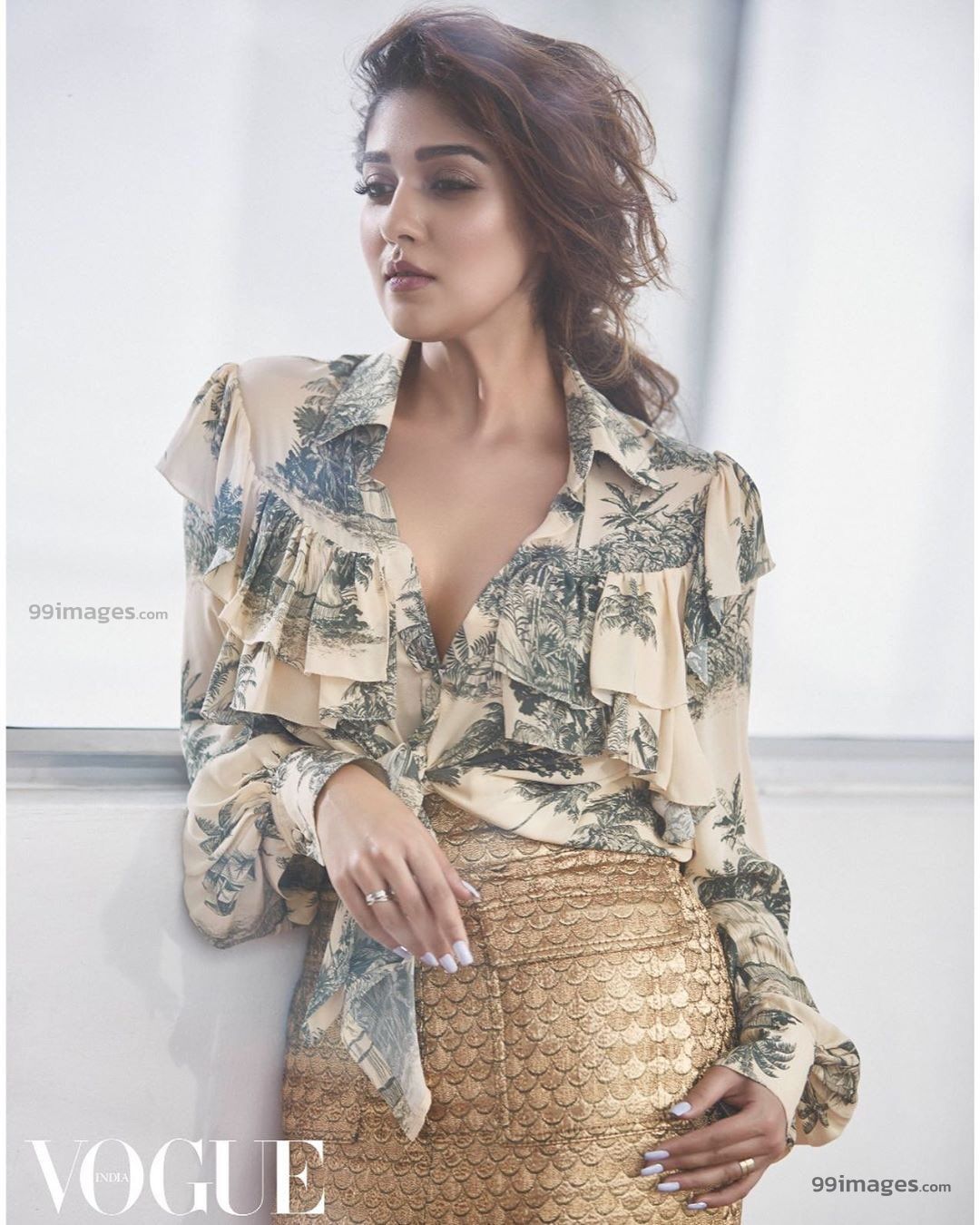 Nayanthara And Katrina Kaif - HD Wallpaper 