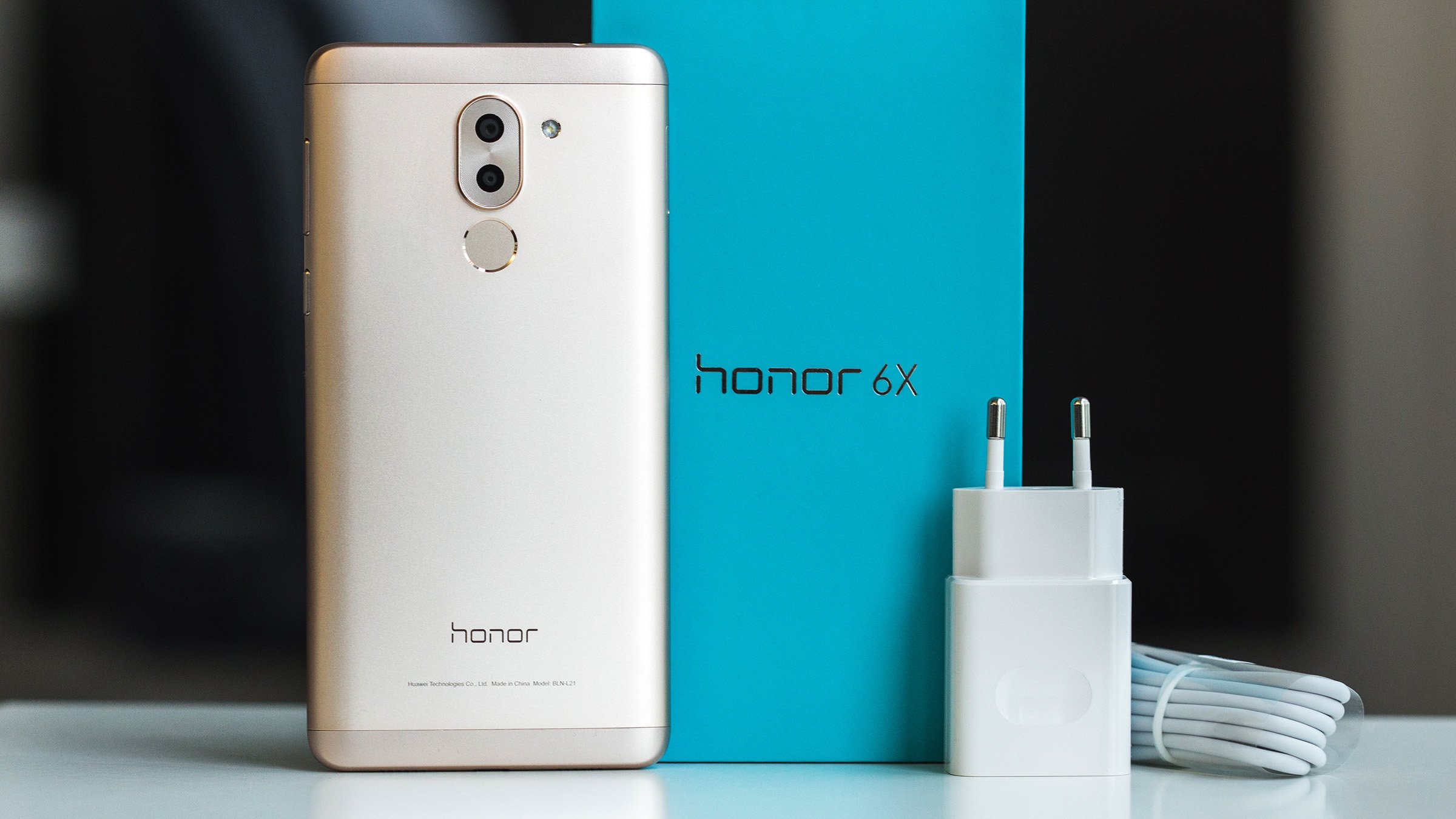 Boite Honor 6x - HD Wallpaper 