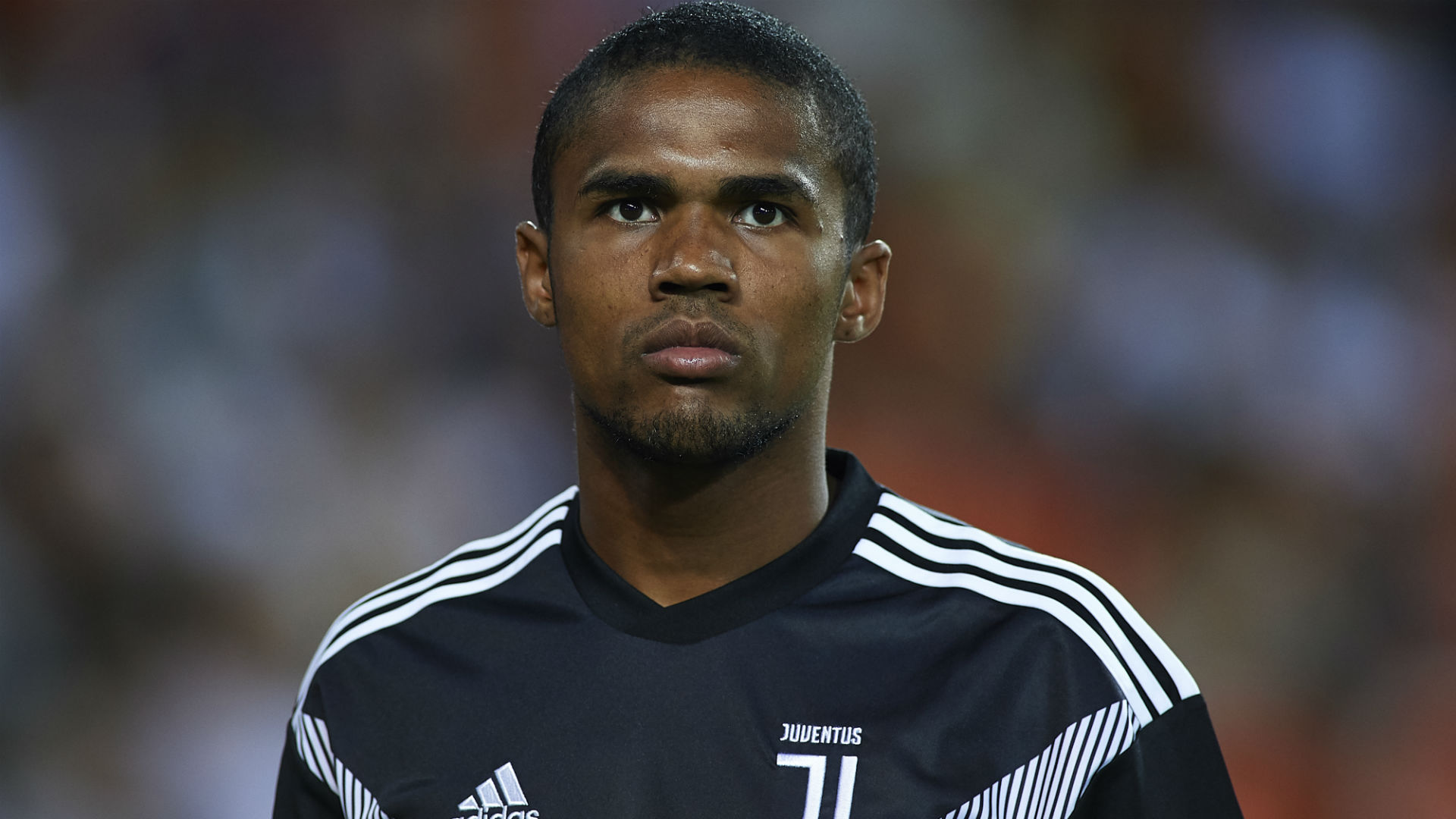 Douglas Costa Out Up To A Month With Ankle & Thigh - Douglas Costa - HD Wallpaper 