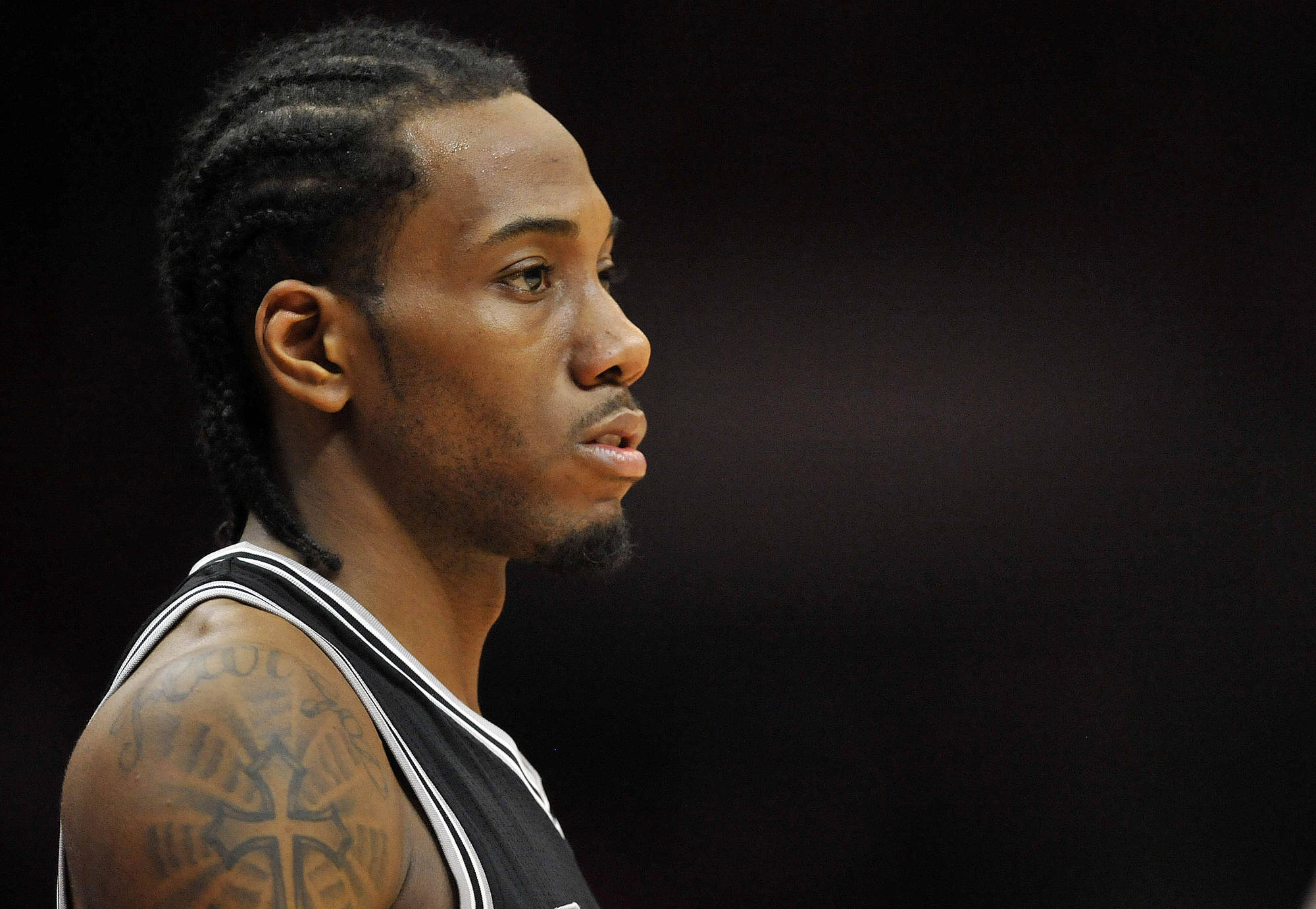 Kawhi Leonard Side View - HD Wallpaper 