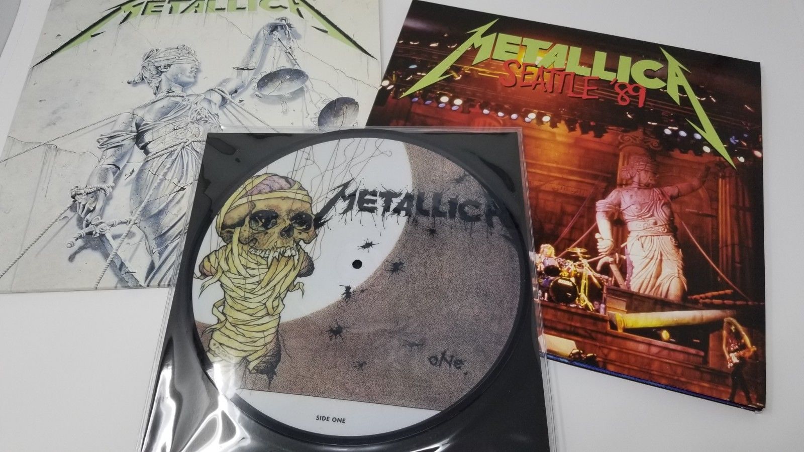 Album Cover - HD Wallpaper 