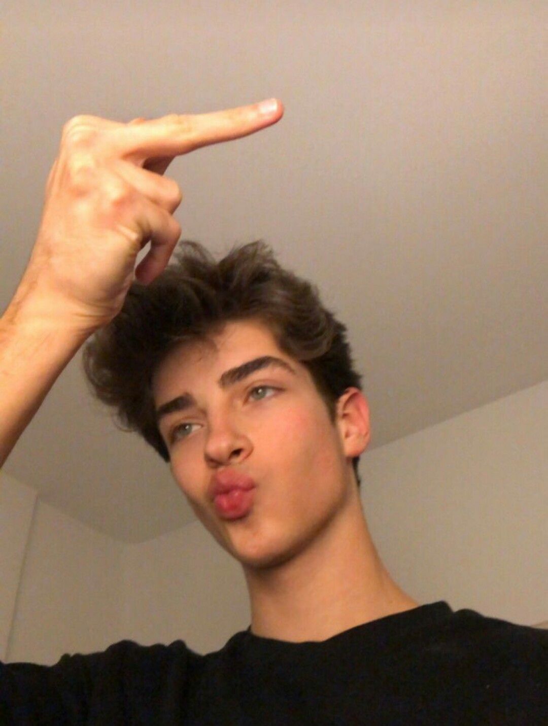 Manu Rios Fuck You - HD Wallpaper 