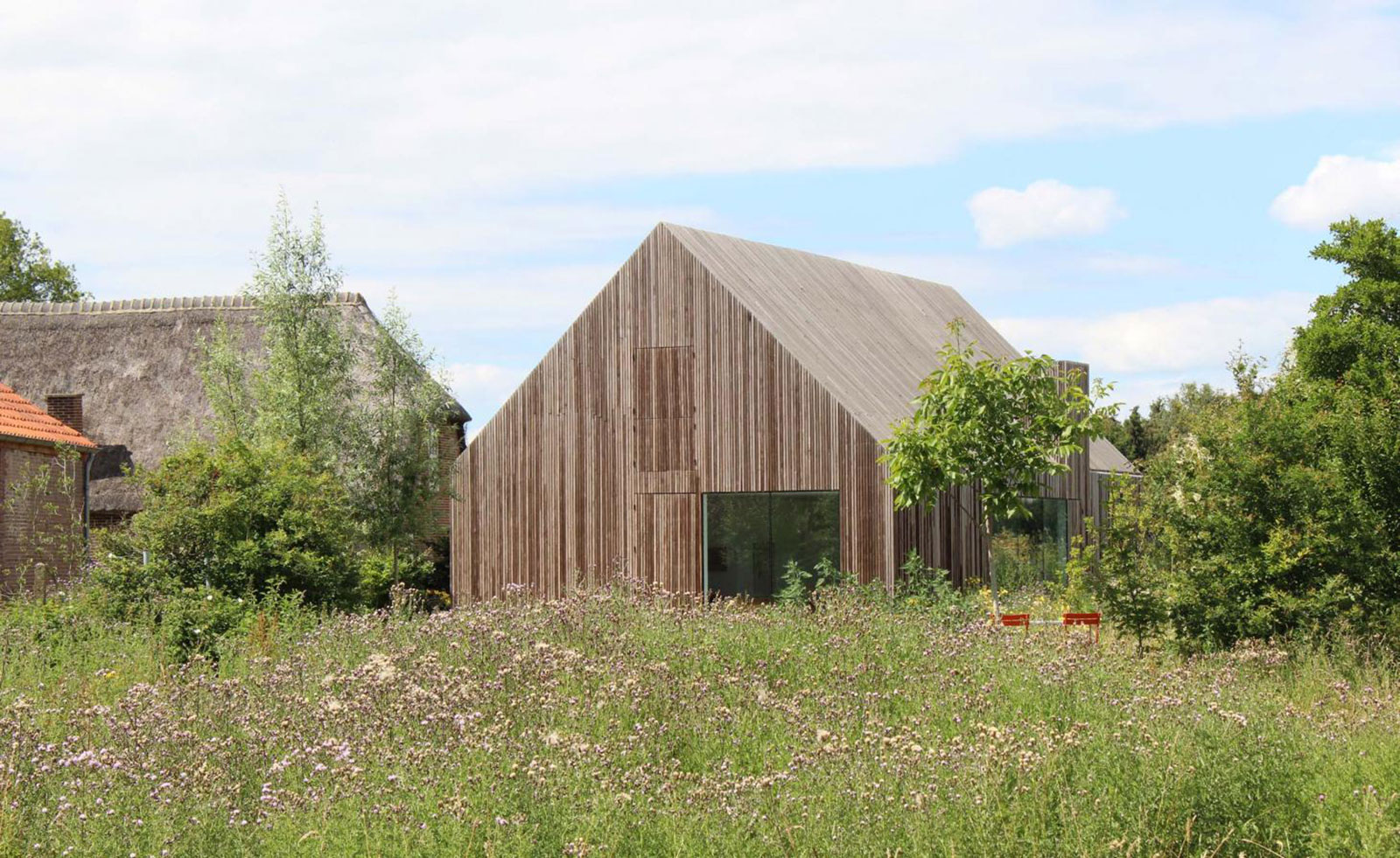 Potato Shed Julius Taminiau - HD Wallpaper 