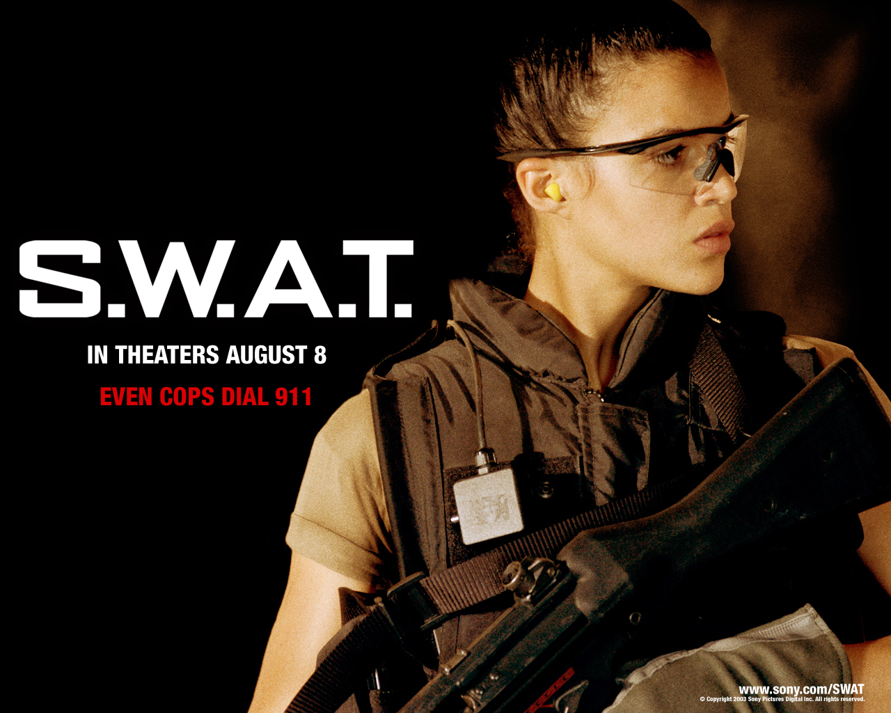 Michelle Rodriguez In Wallpaper Michelle Rodriguez - Michelle Rodriguez Swat Movie - HD Wallpaper 