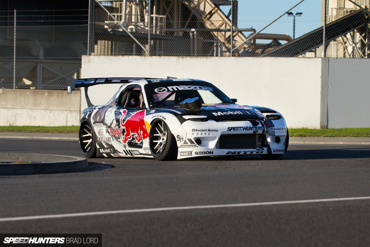 Madbul Meets Rocket bunny - Mad Mike Rx7 Rocket Bunny - HD Wallpaper 