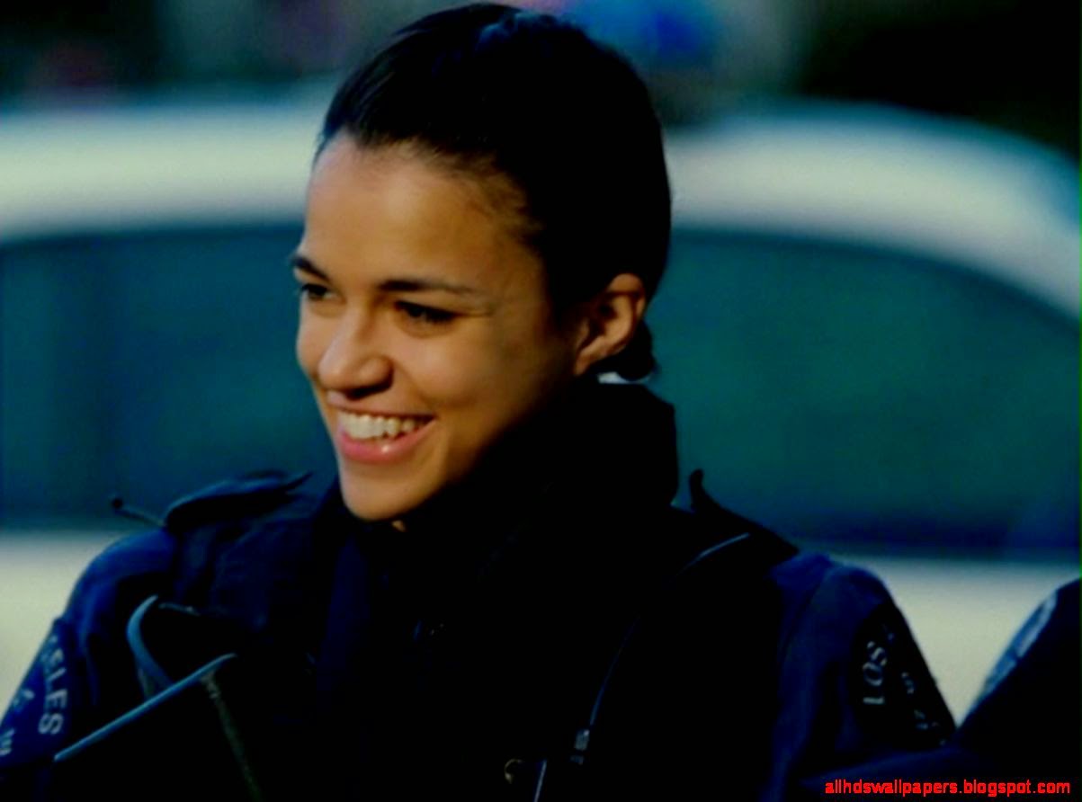 Michelle Rodriguez Photos Swat Movie 5461 Wallpaper - Girl - HD Wallpaper 