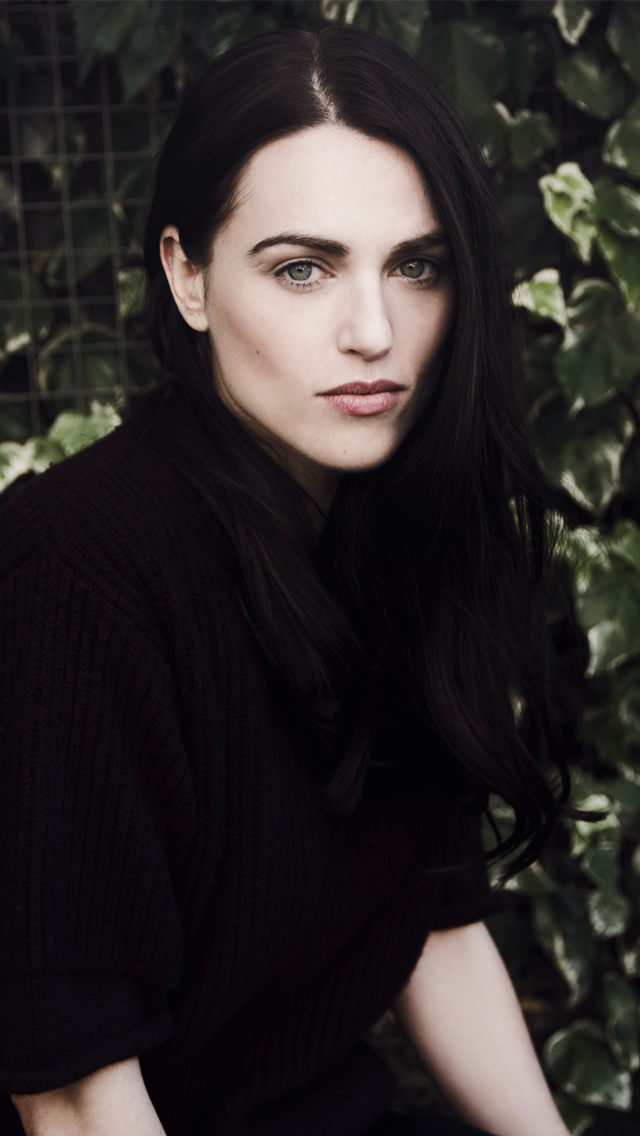 Lockscreen Katie Mcgrath - 640x1136 Wallpaper - teahub.io