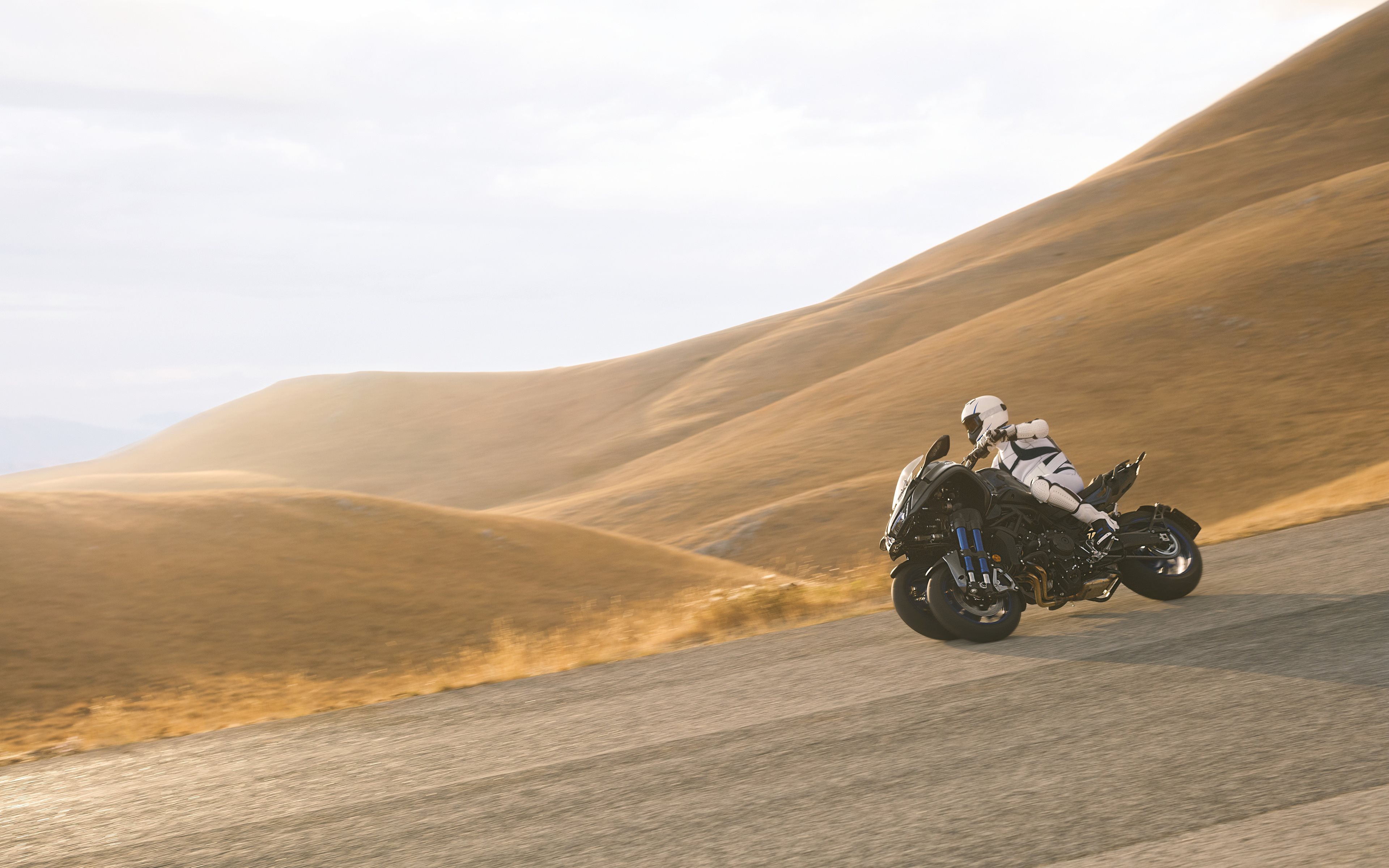 Motorcycle - HD Wallpaper 