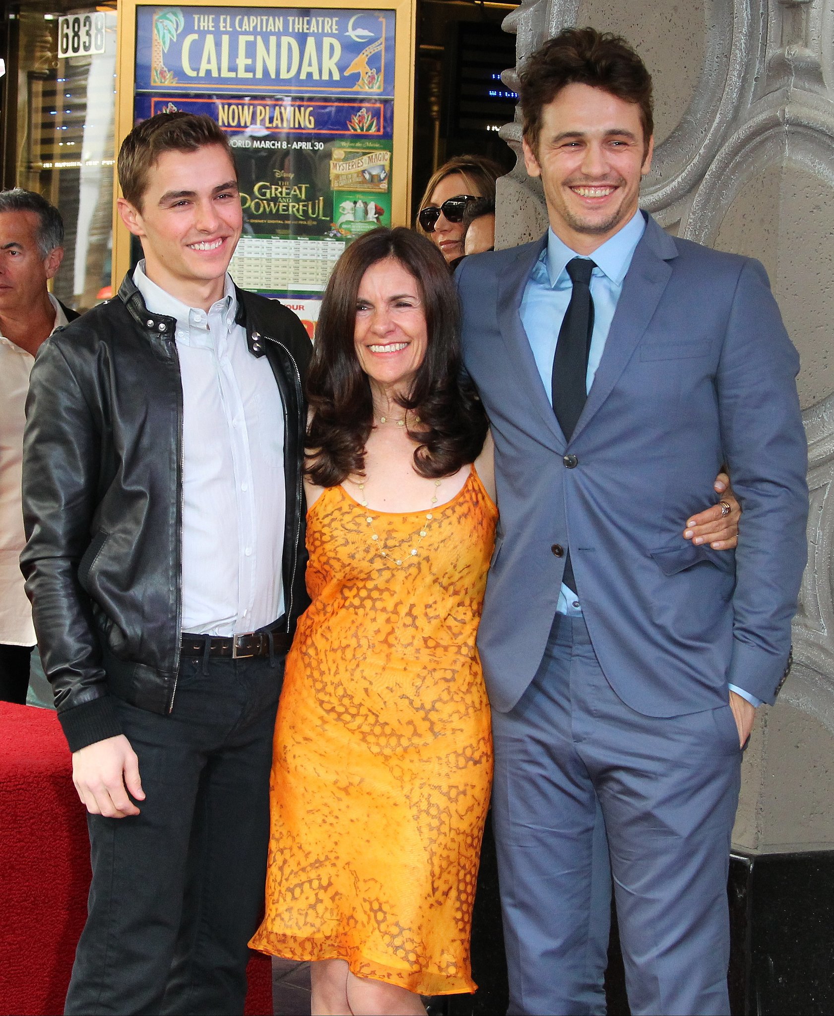 Dave Franco Hollywood Celebrities Wallpapers - Betsy Lou Franco - HD Wallpaper 