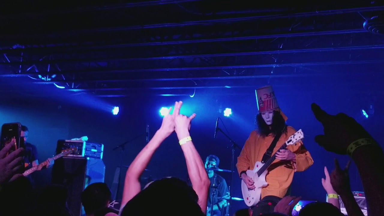 Buckethead With Brain And Brewer - HD Wallpaper 