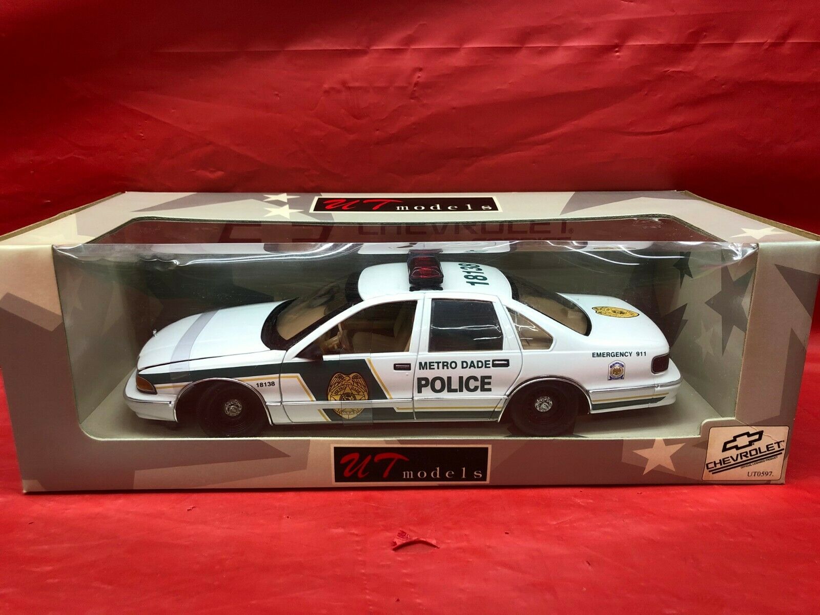 Ford Crown Victoria Police Interceptor - HD Wallpaper 