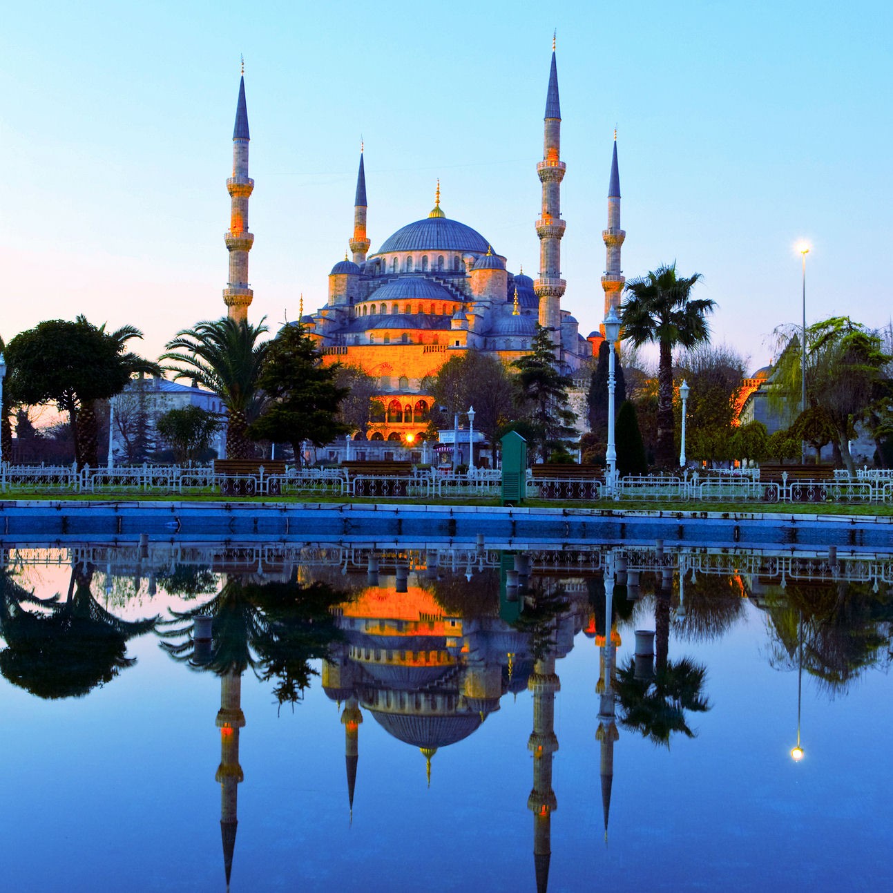 Sultan Ahmed Mosque - HD Wallpaper 