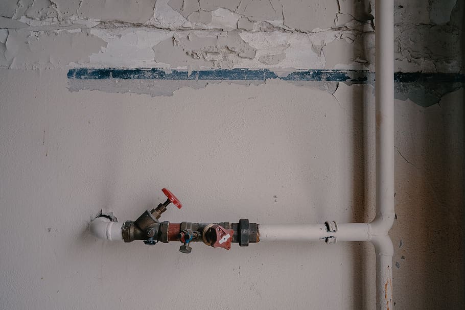 Machine, Plumbing, Indoors, Drive Shaft, Tool, Brick, - Wall - HD Wallpaper 