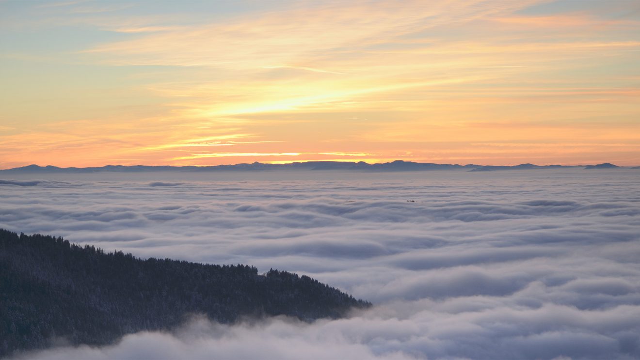 Naturpark Schwarzwald Blog, Wallpaper, Blick Ins Tal - Red Sky At Morning - HD Wallpaper 